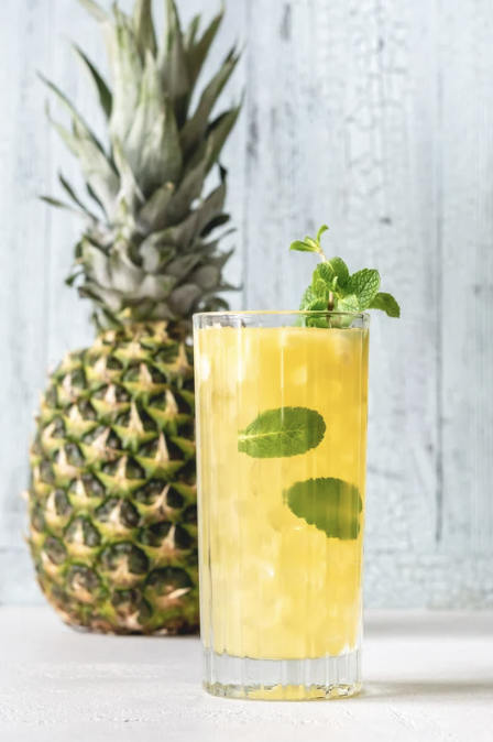 Agua de Piña con Cáscara (Pineapple Skin Drink) 